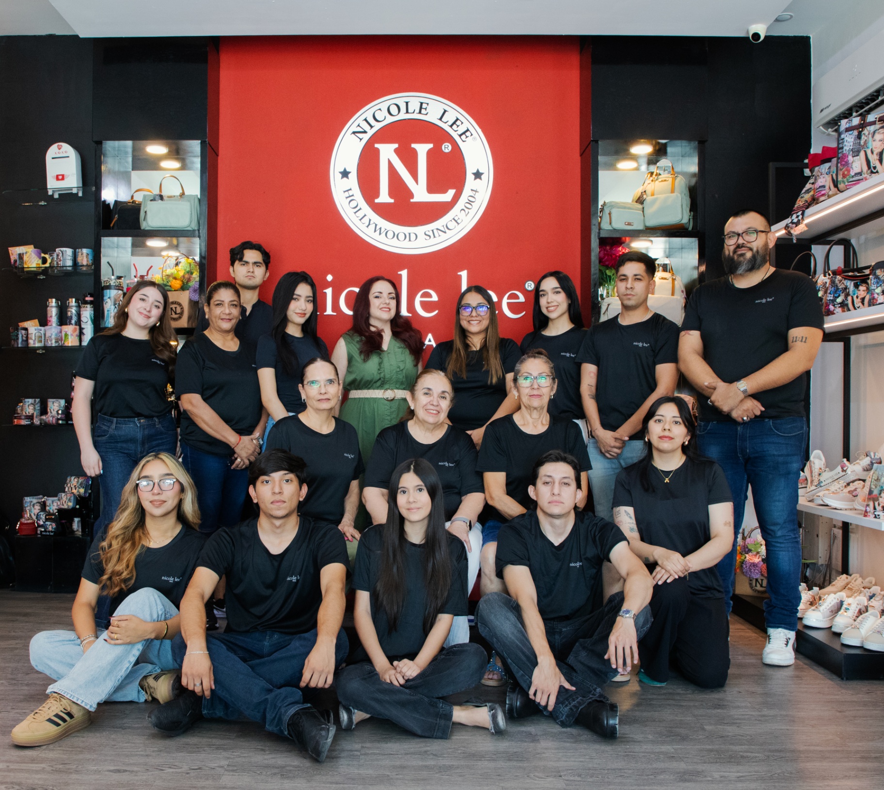 Equipo Nicole Lee Ariz